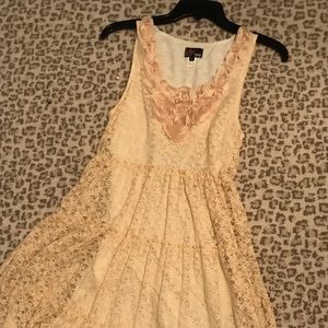 Lace dress with flower detail
